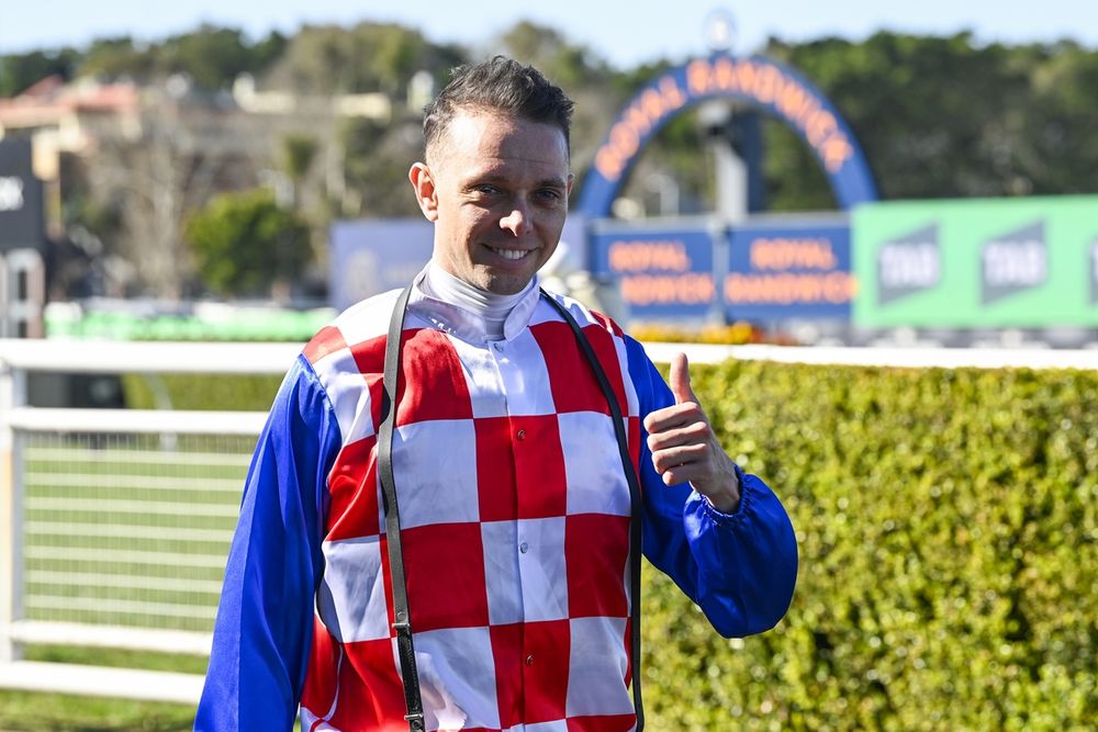 Piggyback secures rider after global jockey hunt post image