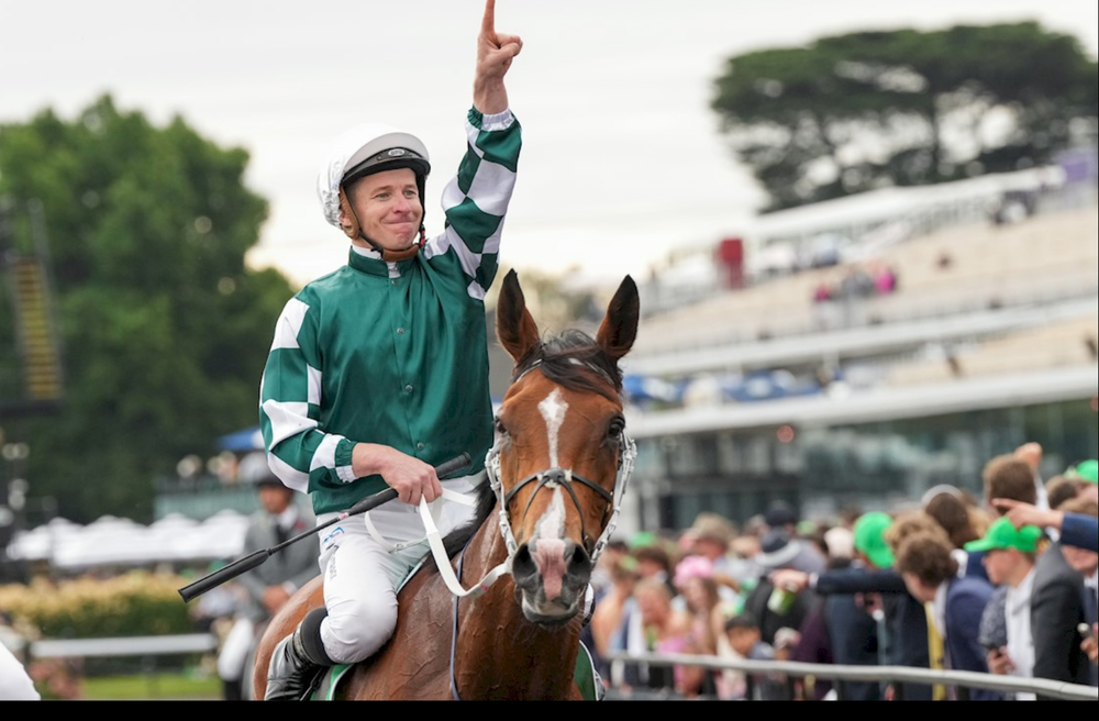 J-MAC crowned world’s best, but it’s a famous defeat that still drives him post image