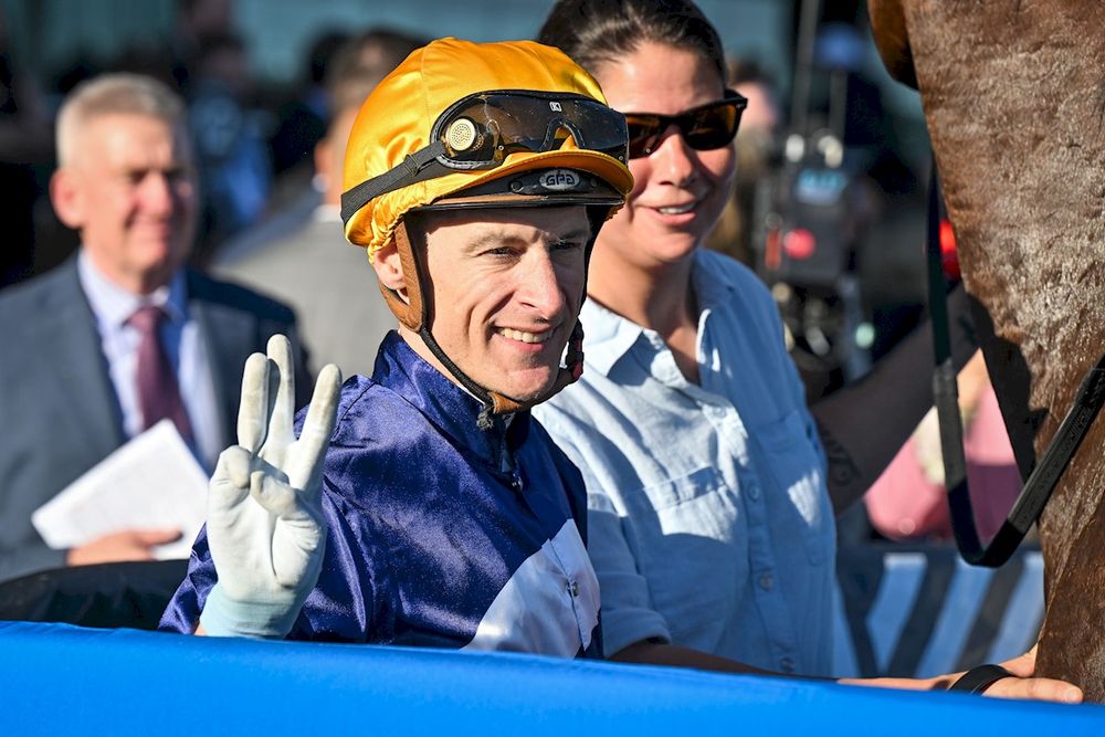 Stewards probe Shinn fall post image