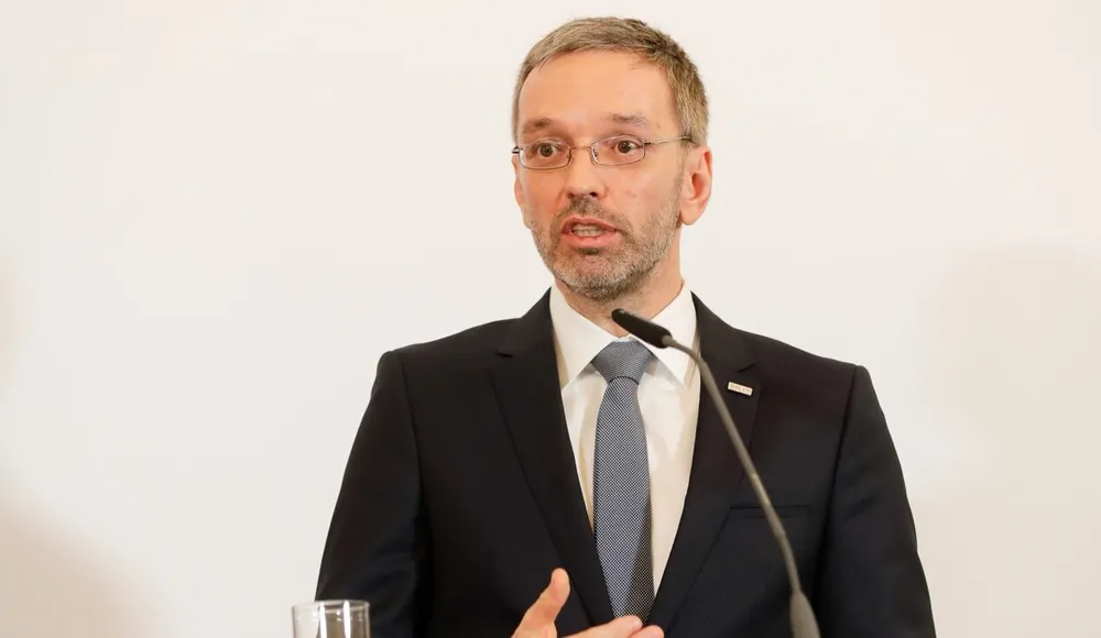 Avusturya’da Koalisyon Krizi: Kickl Erken Seçim Çağrısı Yaptı