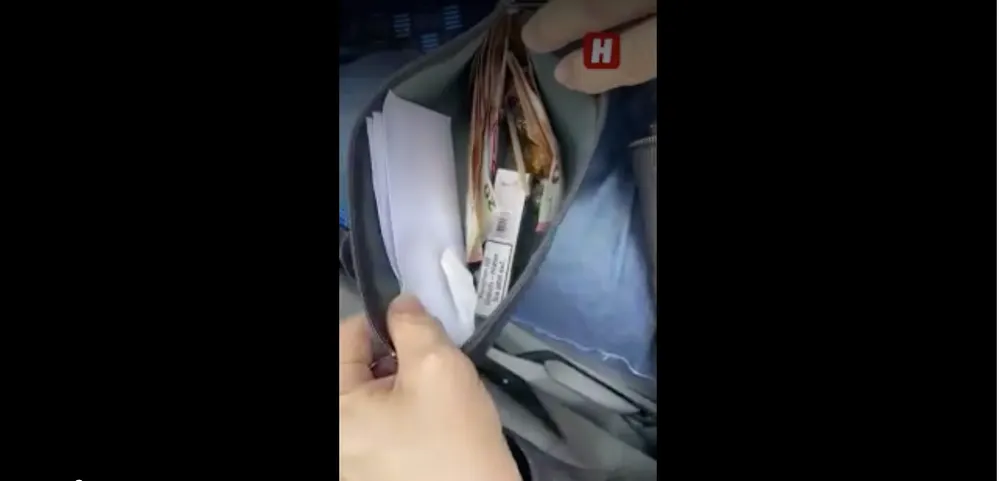 Viyana'da Türk Taksici Bulduğu 13.000 Avroyu Sahibine Teslim Etti