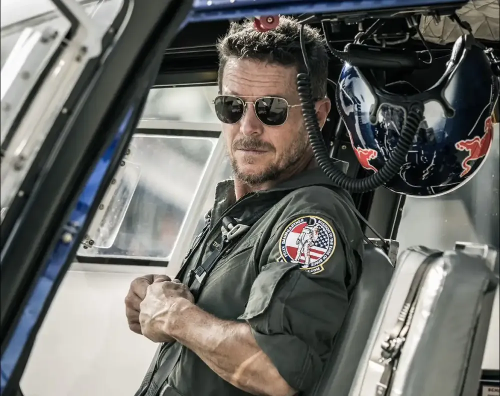 Avusturyalı rekortmen Felix Baumgartner paraşüt kazasında yaşamını yitirdi