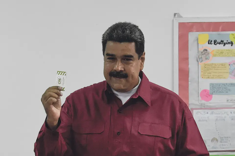 ABD’den Venezuela’ya askeri saldırı: Caracas’ta patlamalar, Maduro’nun akıbeti belirsiz
