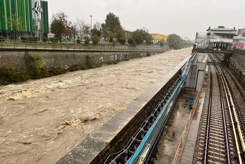 Viyana'da 4 Metro Hattı Kısmen Ulaşıma Kapatıldı