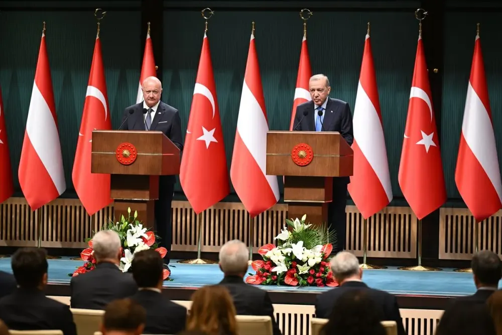 Avusturya Başbakanı Stocker Türkiye'de