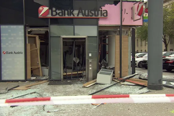 Viyana'da ATM Soyguncusu Polis Kurşunuyla Durduruldu