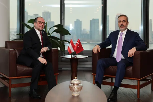 Hakan Fidan ve Alexander Schallenberg Türkevi'nde Görüştü
