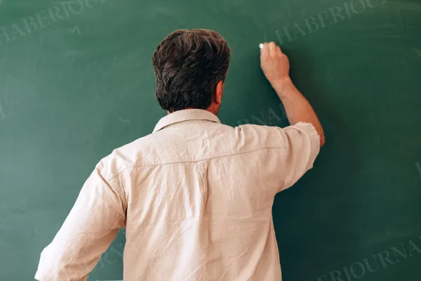 Avusturya’da Sahte Öğretmen Skandalı: 14 Yıl Boyunca Fark Edilmedi