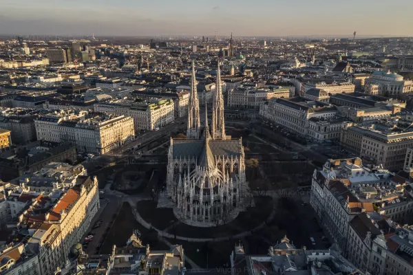 Viyana'da ilginç bir kilise hikayesi: Votivkirche