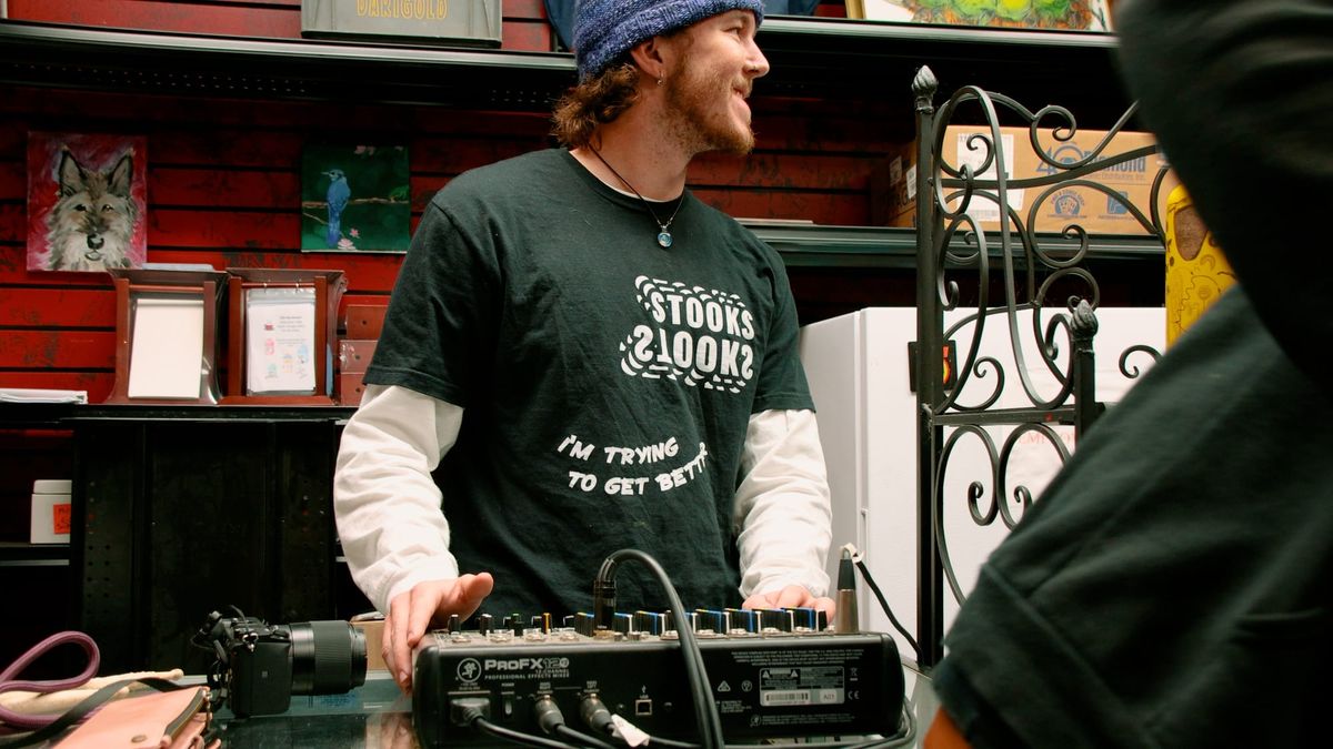 Radio By The People, For The People — How The Hideout Aims to Radicalize Local Airwaves