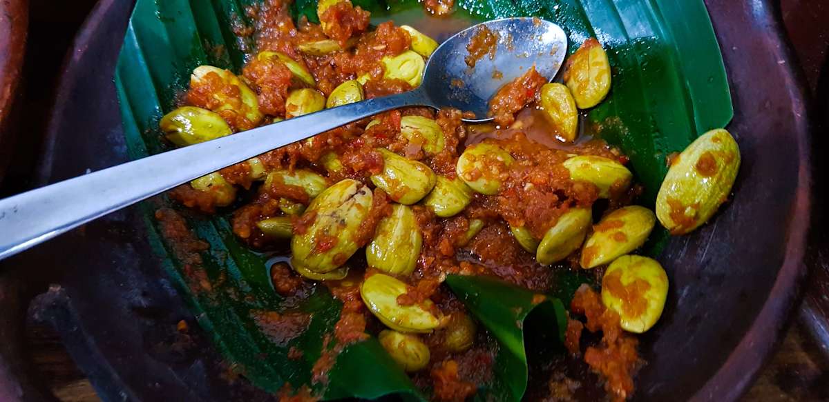 Stink beans stir-fried with sambal