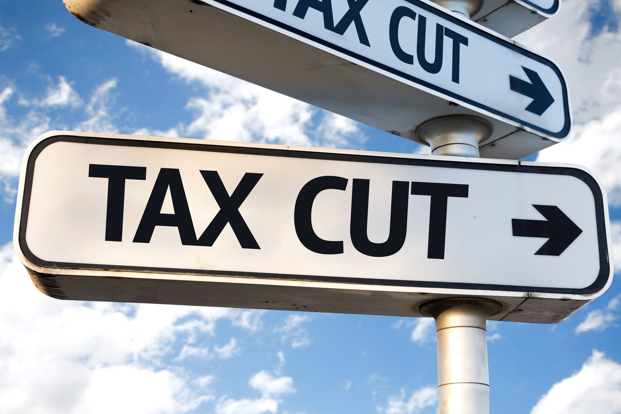 Voters have a clear choice. Labor’s long term and equitable tax reform or the Coalition’s big but one-off tax cuts