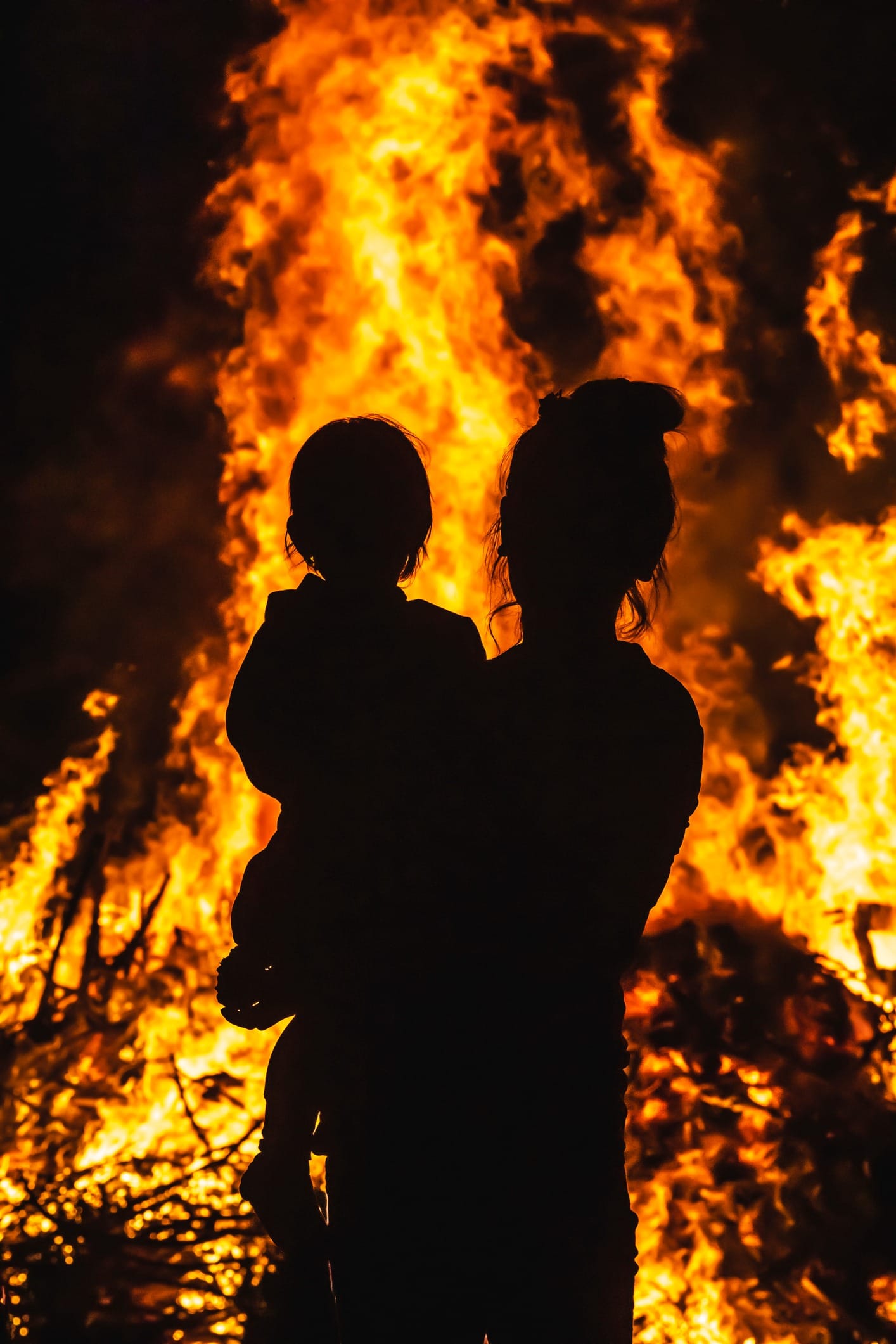 Short fuse links bushfires with domestic violence