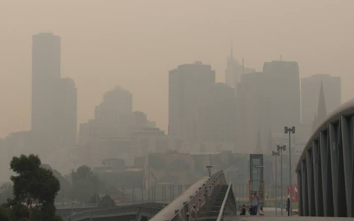 Bushfire smoke, air quality and the risk to your health