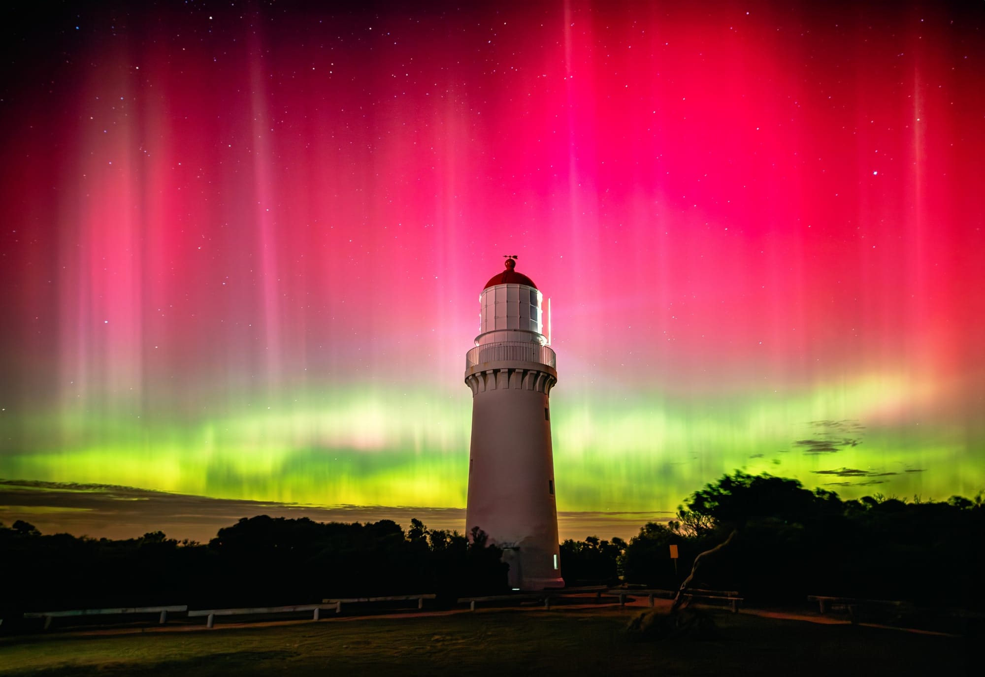 Aurora encore: Another spectacular southern light show