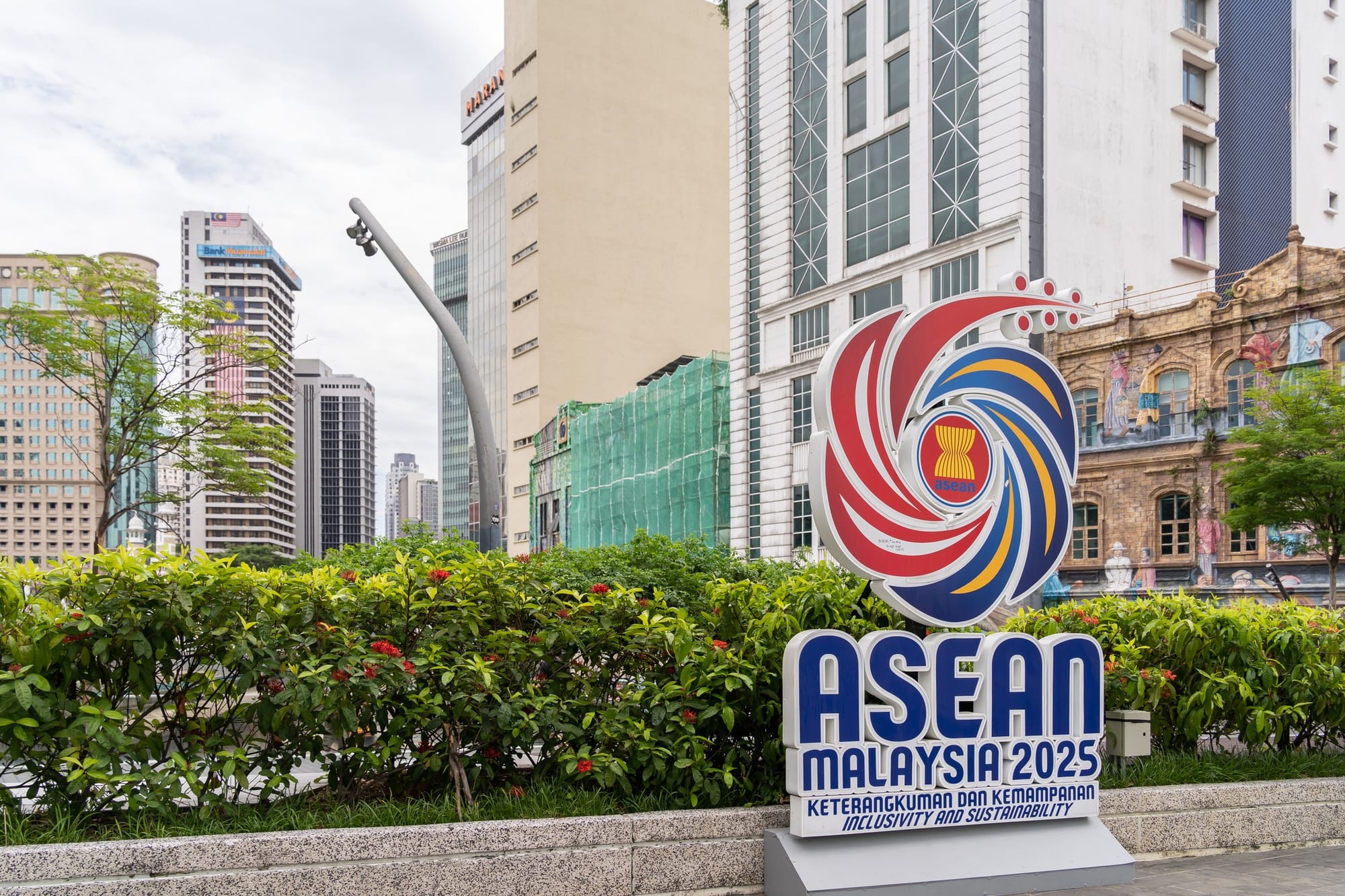 ASEAN 2025: US and China vie for regional influence through competing trade agendas