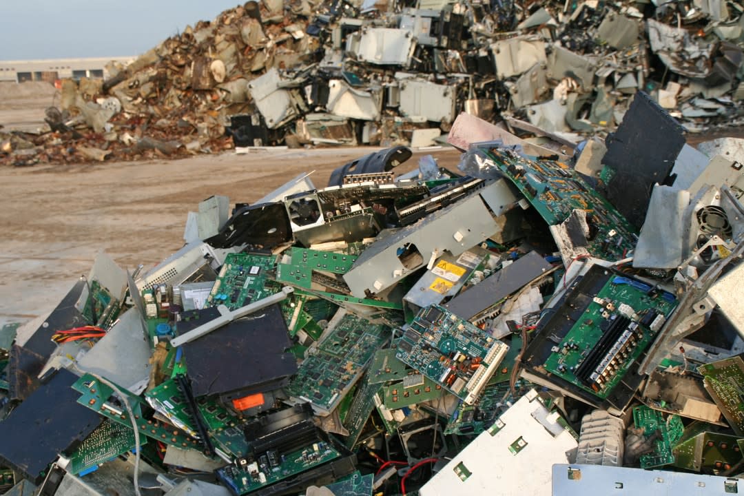 Trash into treasure: Transforming e-waste using science and technology
