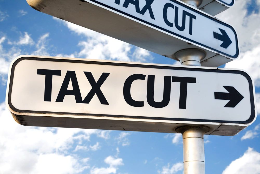 Voters have a clear choice. Labor’s long term and equitable tax reform or the Coalition’s big but one-off tax cuts post image