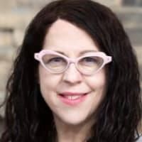 Hilary Offman profile image