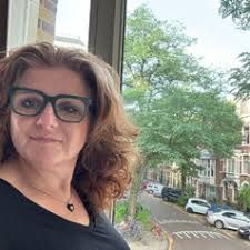 Lorna Berry profile image