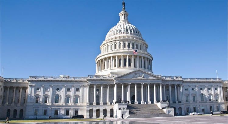 Senators Propose Bill Targeting Political Ads on Facebook, Google and Twitter