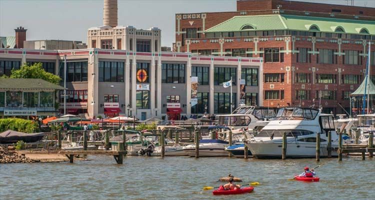 Visit Alexandria Announces “Alex and Andria” Ad Campaign