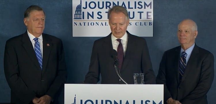 Bill Signed Authorizing National Monument to Fallen Journalists