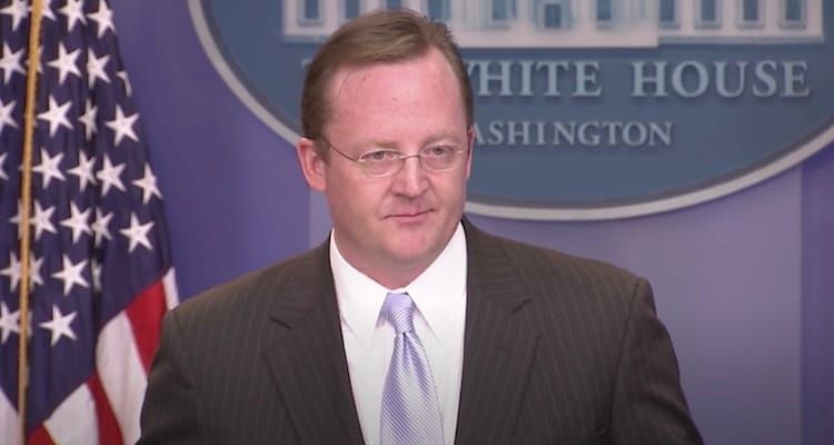 Robert Gibbs, former Obama Press Secretary, joins Warner Bros. Discovery to lead communications division