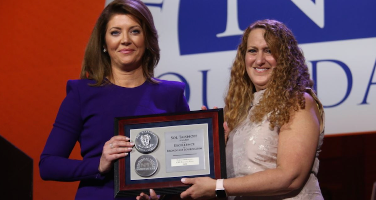 CBS Evening News anchor Norah O’Donnell honored with 2021 National Press Foundation Taishoff Award