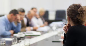 Basing Your Decision on “9 Out of 10 Experts”? Not So Fast!