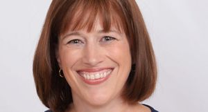 Communicator Spotlight: Q&A with Jennifer Davis, Emmy-Award-Winning D.C.-Based Journalist for Fox 5, Fox NewsEdge, CNN Newsource, Hearst and Other News Outlets