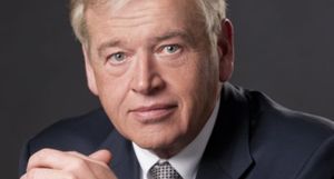 Omnicom’s acquisition of Interpublic will create “headaches” as the companies combine, states WSJ