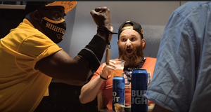 Baseball Beer Vendors Back in Buffalo Wild Wings Ad by The Martin Agency