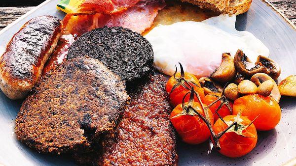 Breakfast am Loch