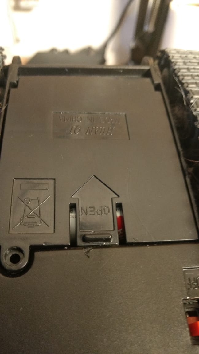 Battery compartment closed