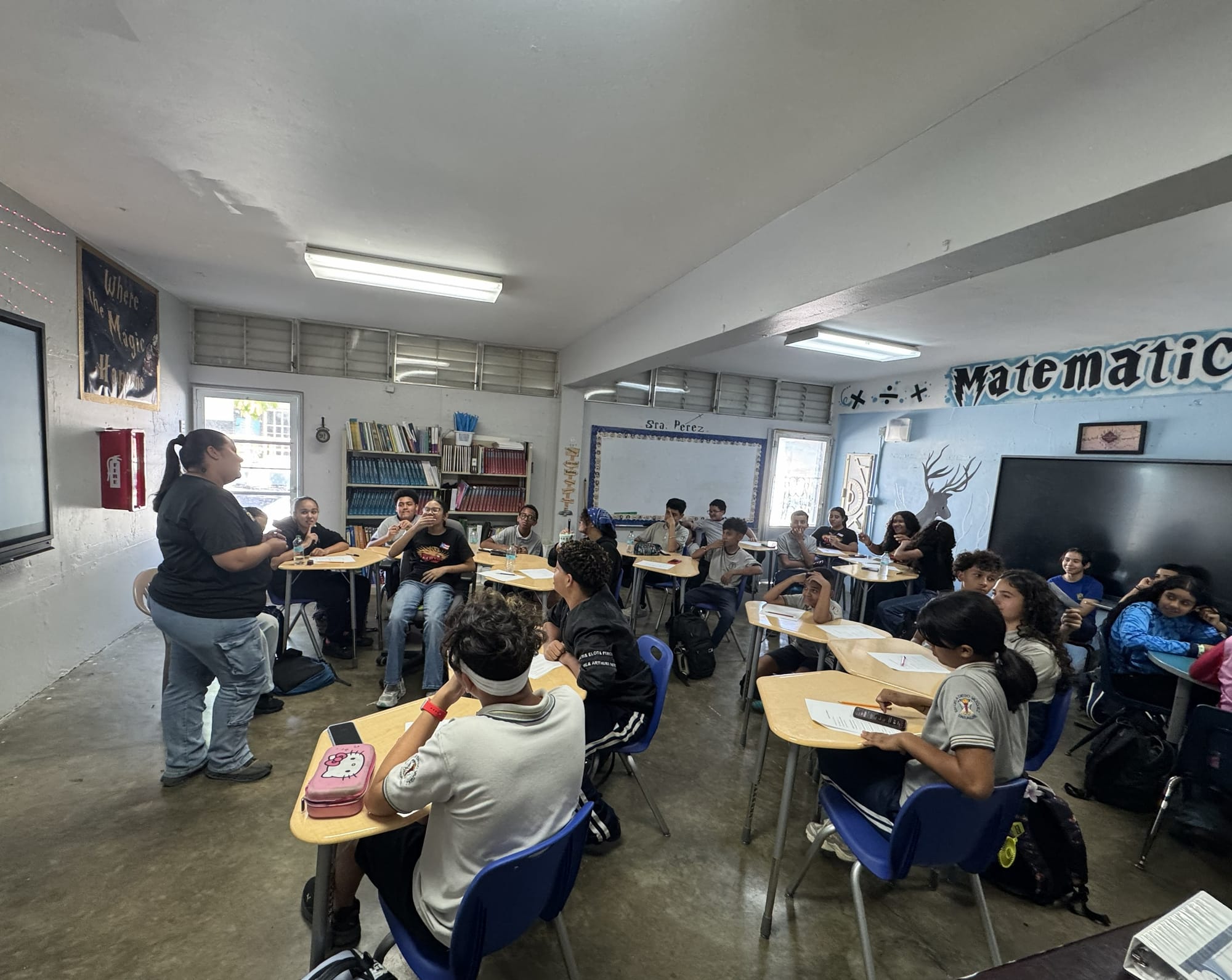 "Influencer del Bien" Closes the Semester with Advertising, Finance, and a Summer Plan
