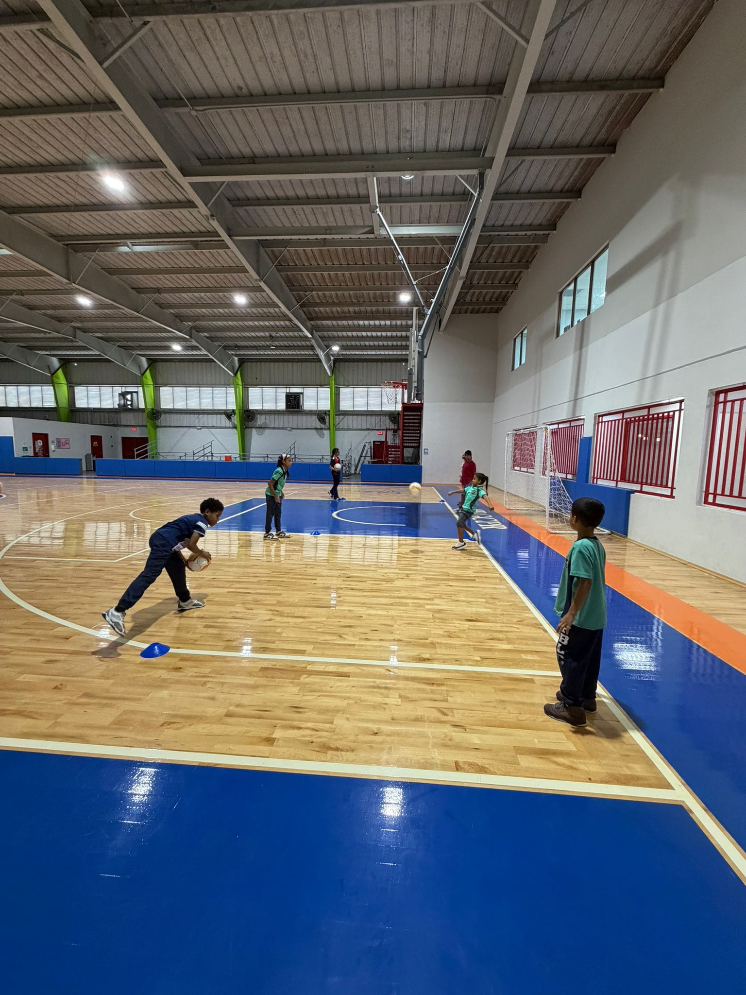 Fields of Hope / UEFA Foundation: May Consolidates the Weekly Rhythm