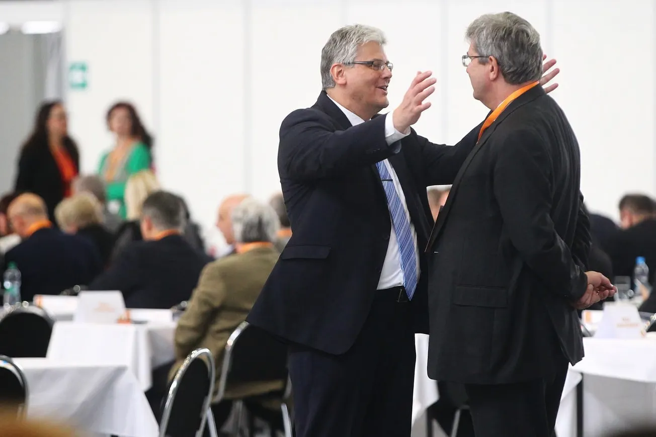 Dva miliony pro Janstu. Jak se uplácelo v Motole