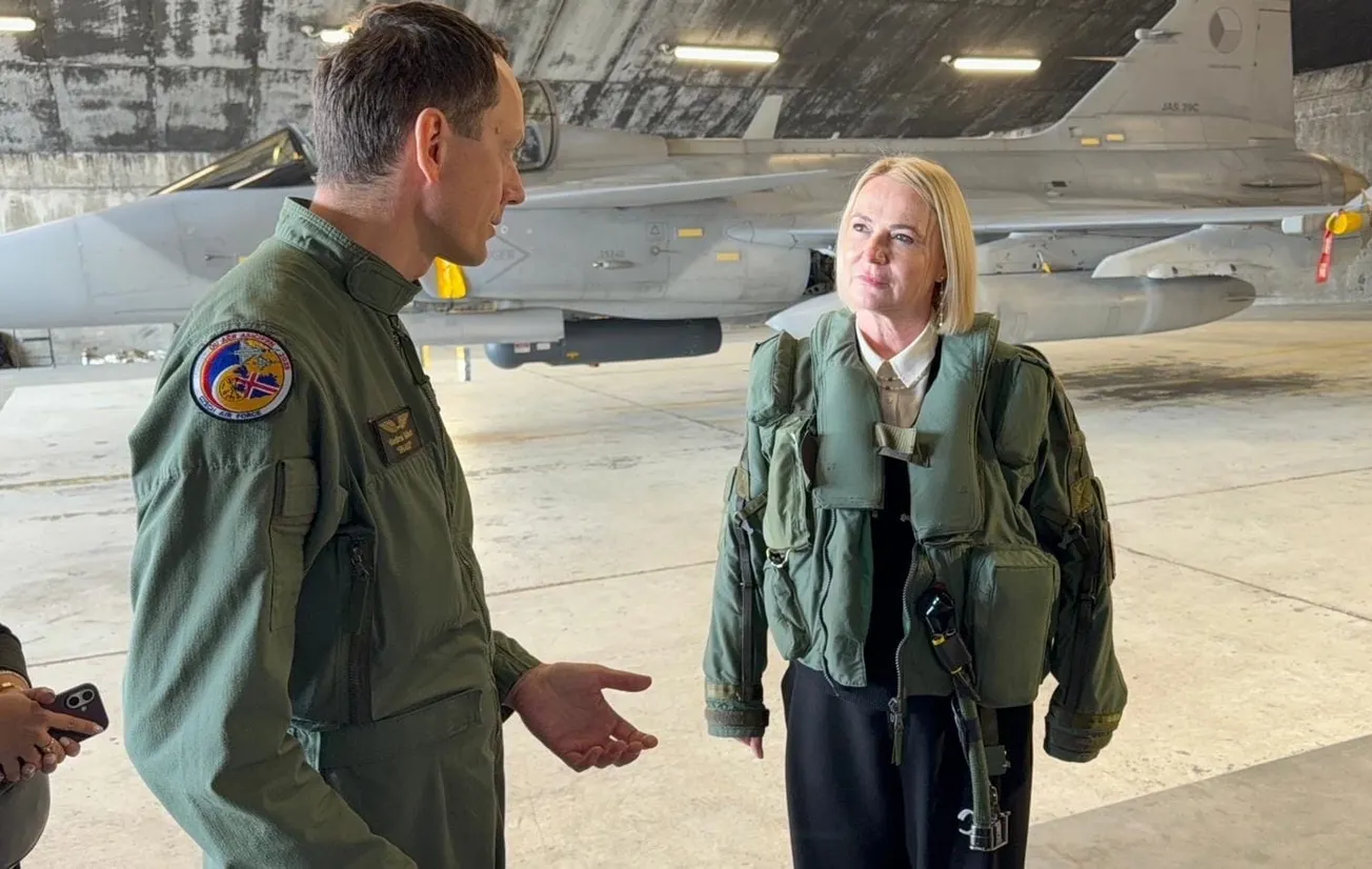 Stíhačky F-35 přinesou českým firmám 15 miliard, říká Černochová