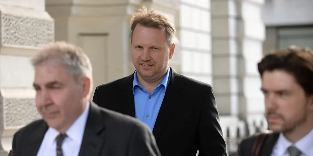 Videovýslech miliardáře Savova nebude. Britové ho nepovolí