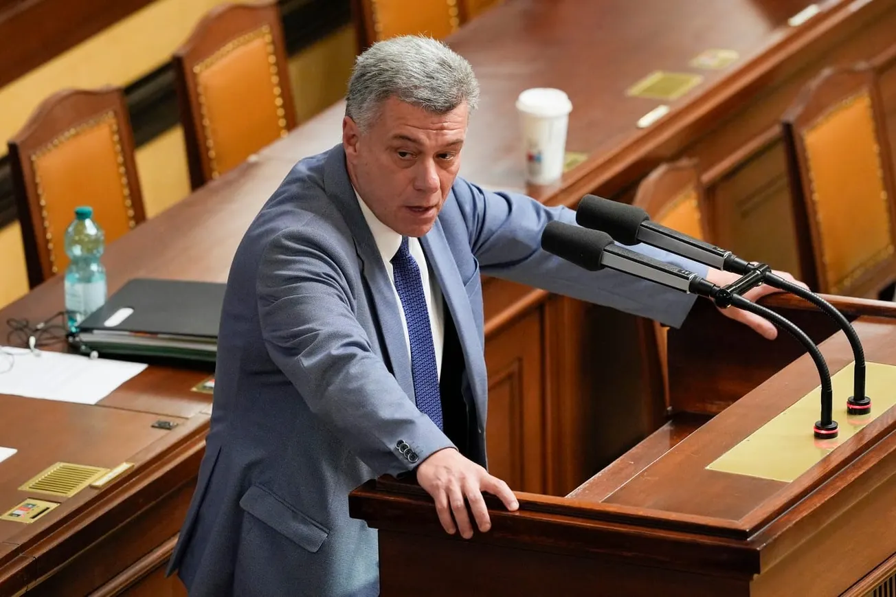 Exministr Blažek je nervózní právem. Policie se o něj v bitcoinové kauze zajímá