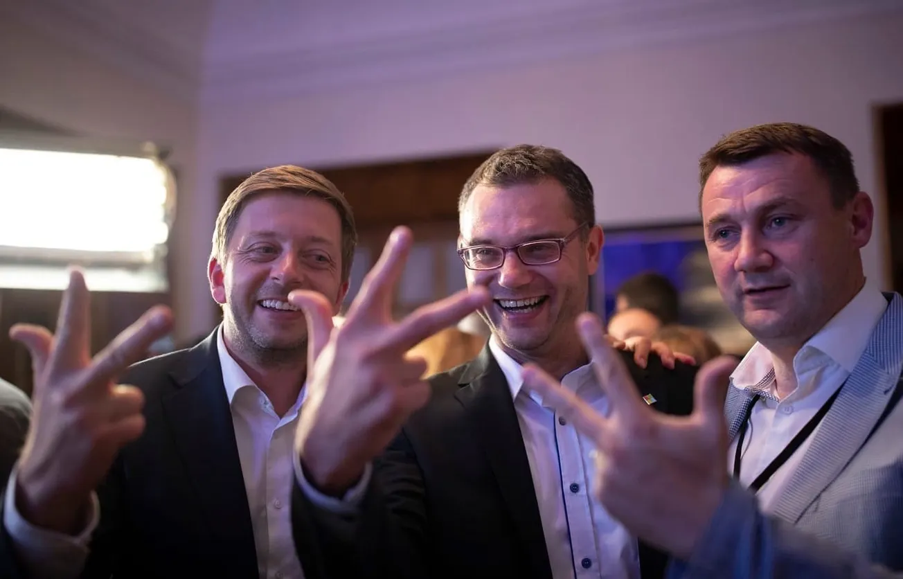 Schůzku, z níž má pocházet nahrávka Rakušana, si účastníci nevybavují