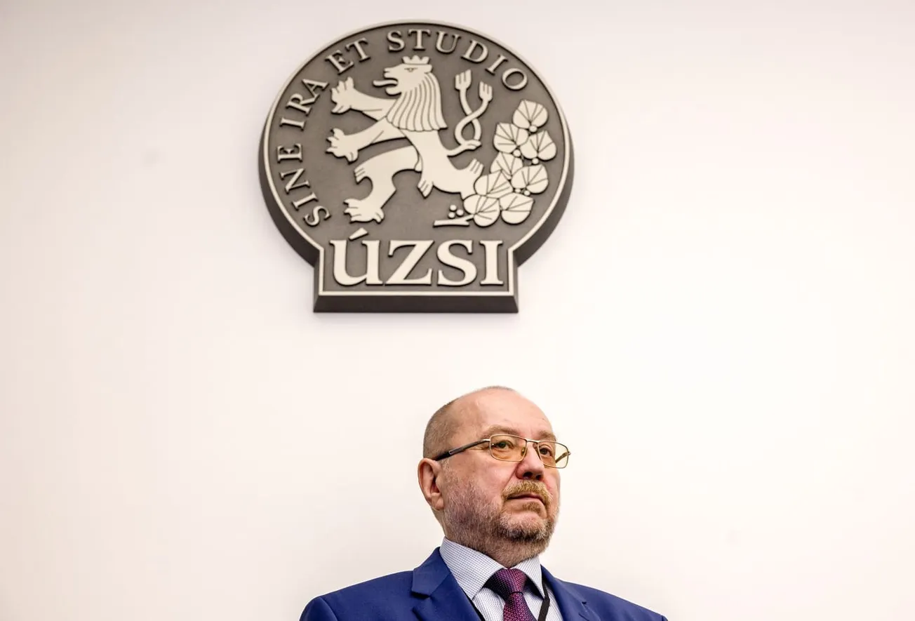 Problém pro rozvědku. Sídlo jí rekonstruuje firma namočená v kauze Motol