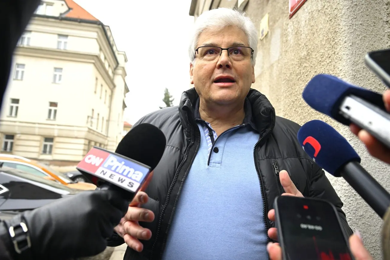 Záhada obálky s milionem. Ludvík nastínil svou obhajobu