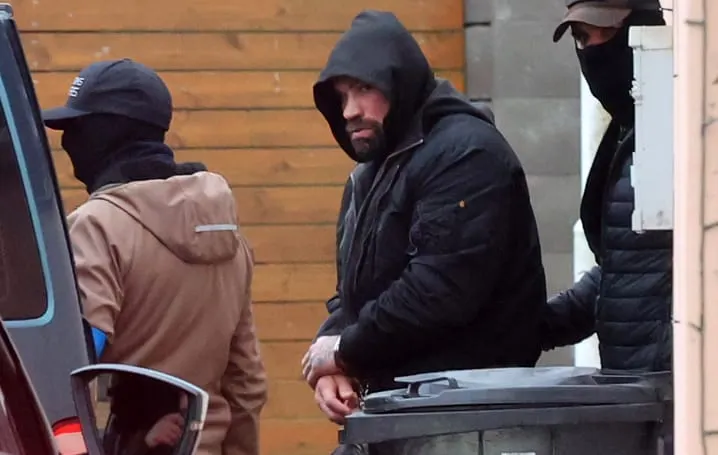 Policie se snaží dostat esemesky z Vémolova auta