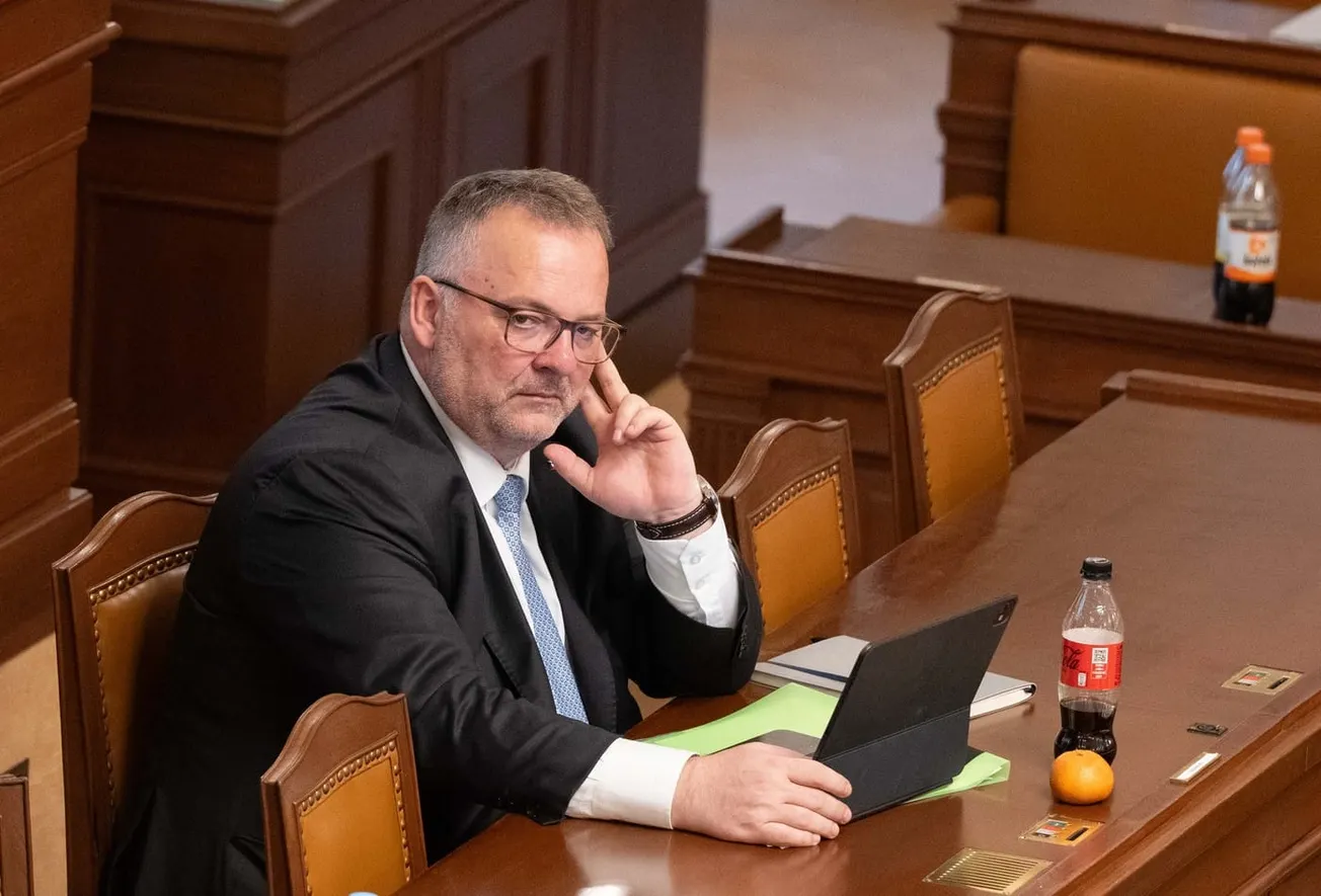 Nemuselo to být optimální. Ministerstvo dopravy řeší „zdvojené” úředníky