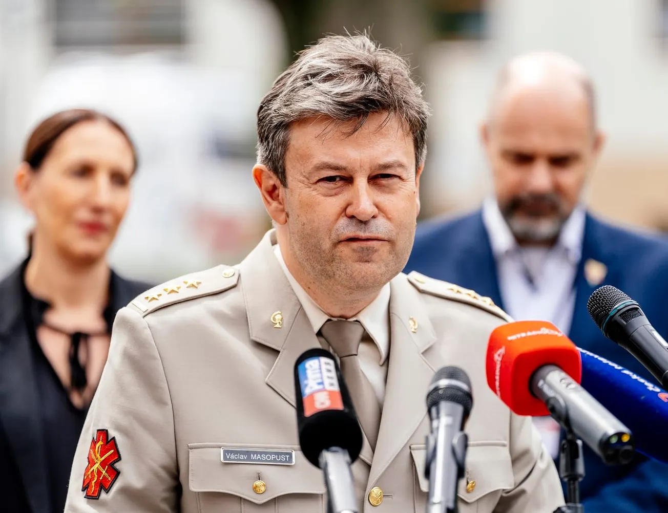 „To je jako mluvit do větru.” Šéf ÚVN podřízeným popsal kauzu kolem nemocnice