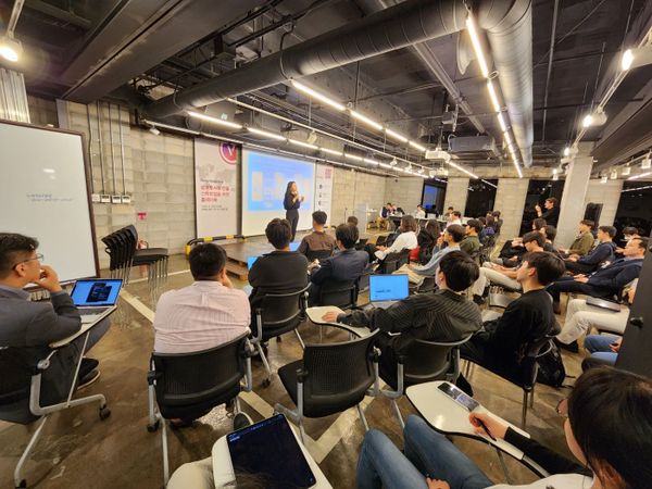 Scoping out the Customer Landscape: Finding Your Champions