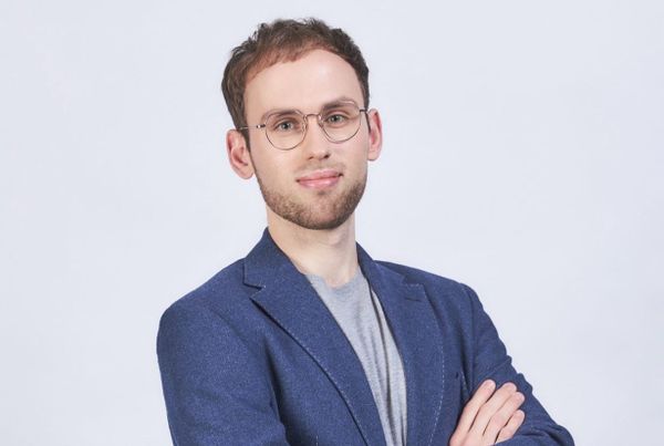 Adapt or Fade: The AI Shift Every Startup Must Face