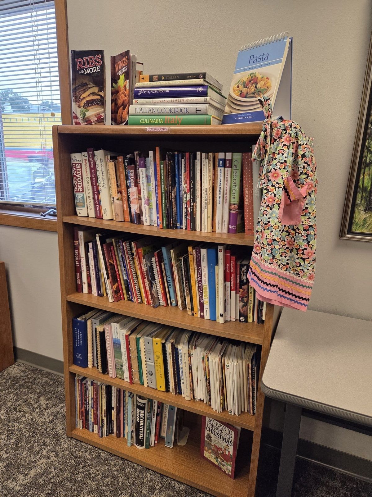 Hudson Library Expands Used Book Sale